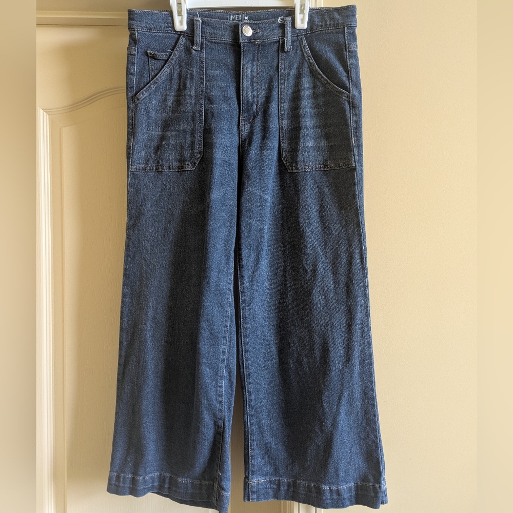 Time and Tru High Rise Wide Leg Denim Jeans